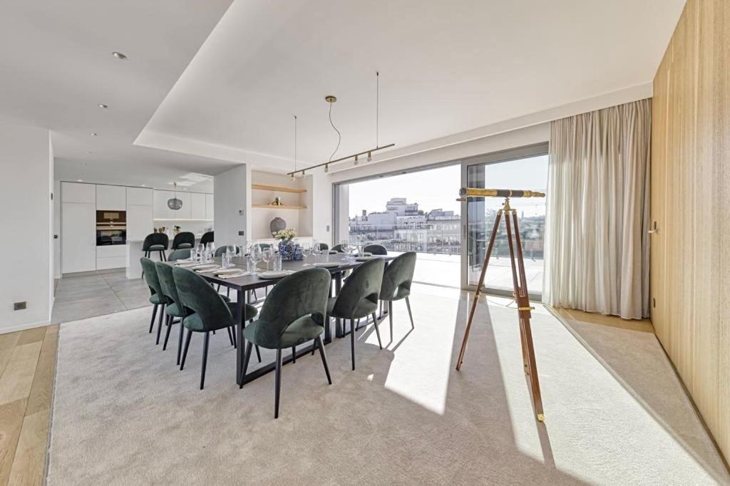 Apartment Penthouse 400m2 Dans Le Centre